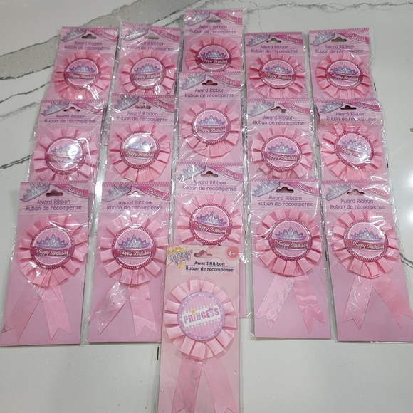 Birthday girl princess party ribbons 15 guests and 1 birthday girl party ribbon - Picture 1 of 4